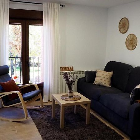 La Casa De Los Abuelos Valentin Pinilla del Valle Esterno foto